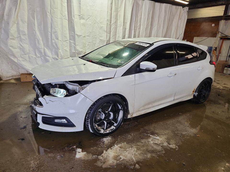 2017 FORD FOCUS — VIN 1FADP3L91HL228940