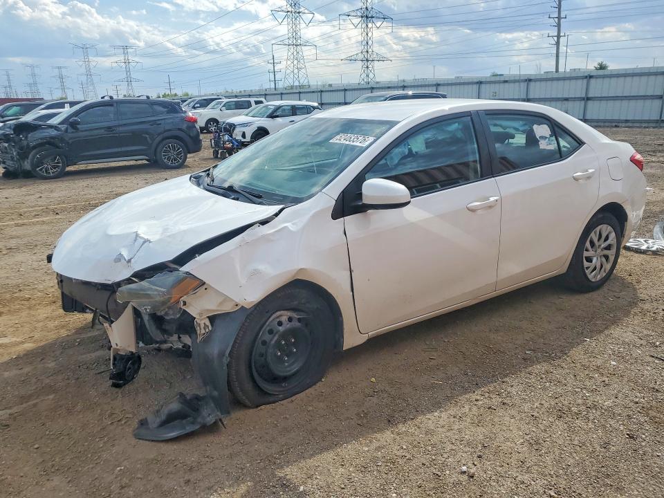 2018 TOYOTA COROLLA — VIN 5YFBURHE3JP852481