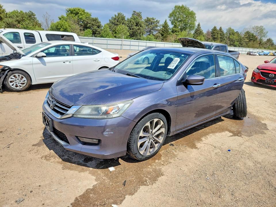 2015 HONDA ACCORD — VIN 1HGCR2F55FA067005