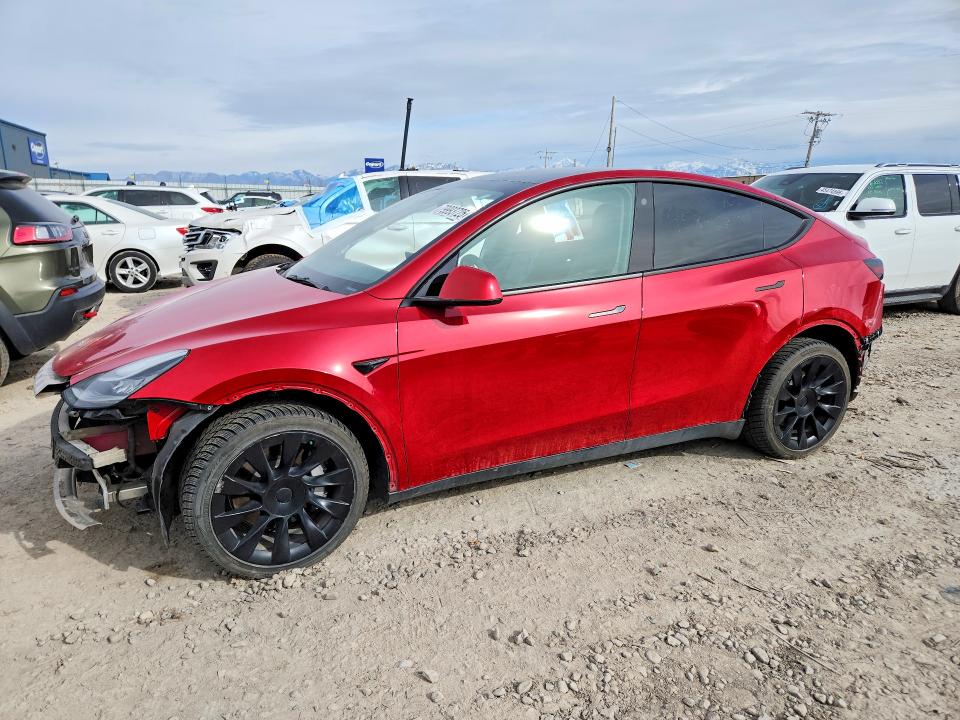 2022 TESLA MODEL Y — VIN 7SAYGDEE4NF458467