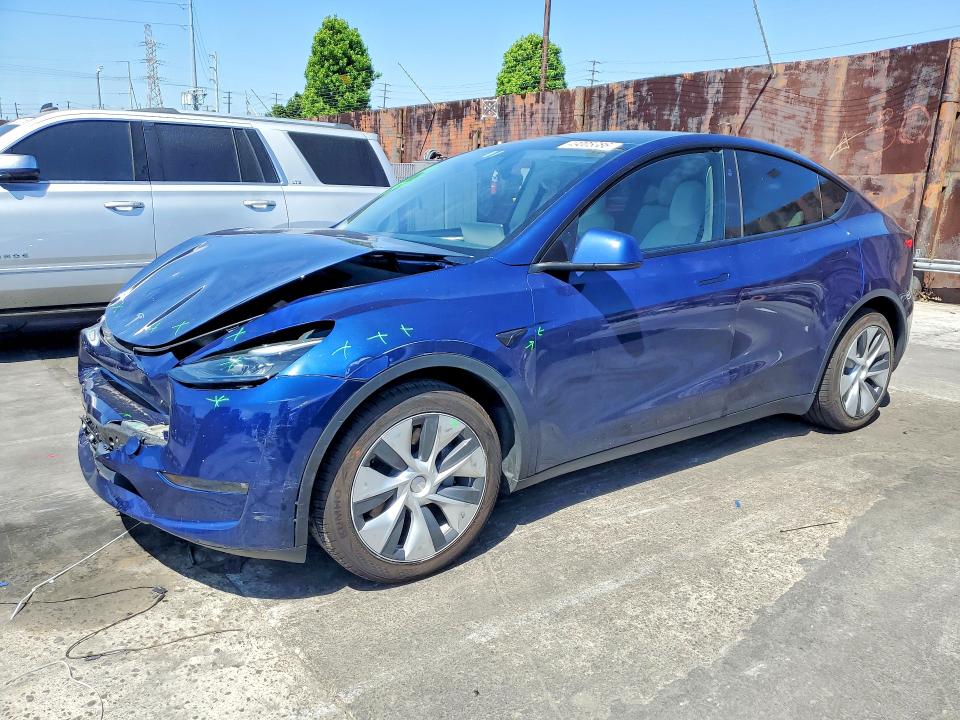 2023 TESLA MODEL Y — VIN 7SAYGAEE4PF872429