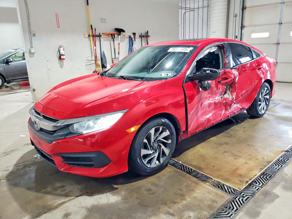 2018 HONDA CIVIC — VIN 2HGFC2F72JH527683