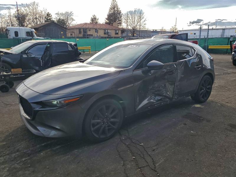 2021 MAZDA 3 PREMIUM — VIN JM1BPAML0M1328811