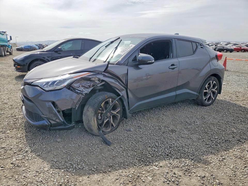 2021 TOYOTA C-HR — VIN JTNKHMBX0M1108648