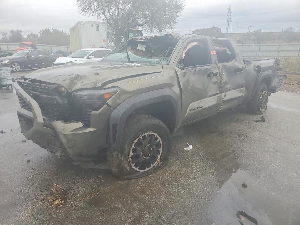 2025 TOYOTA TACOMA — VIN 3TMLB5JNXSM113551