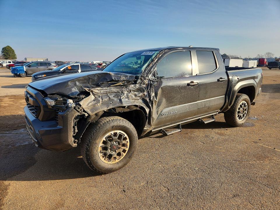 2025 TOYOTA TACOMA — VIN 3TMLB5JN3SM164633