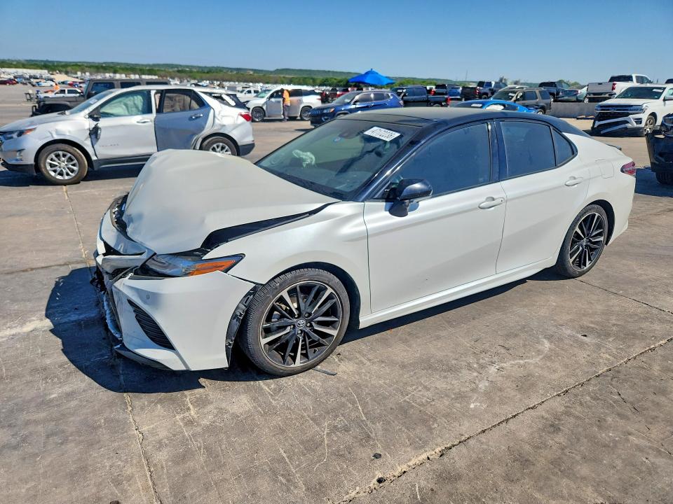 2018 TOYOTA CAMRY — VIN 4T1BZ1HK4JU020560