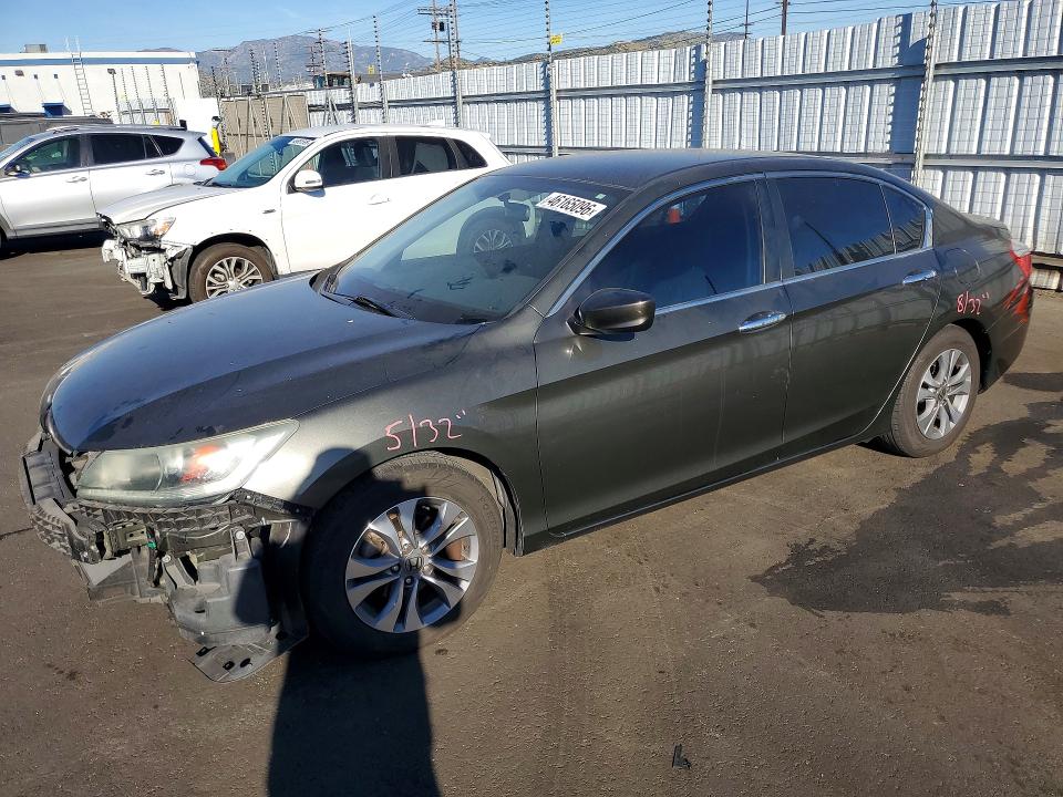 2015 HONDA ACCORD — VIN 1HGCR2F35FA040384