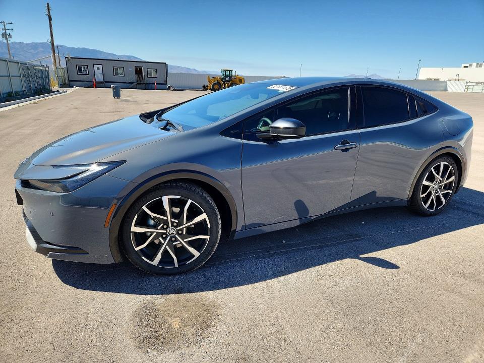 2024 TOYOTA PRIUS PRIME — VIN JTDACACU6R3012102