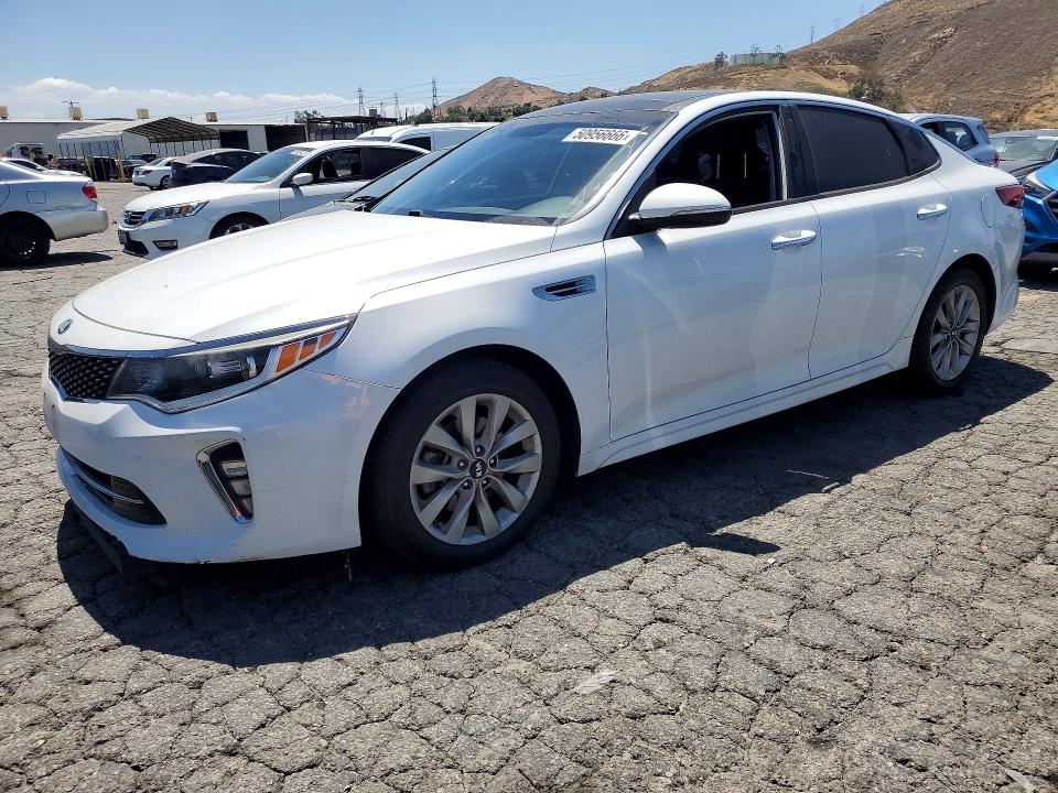 2018 KIA OPTIMA — VIN 5XXGT4L39JG237704