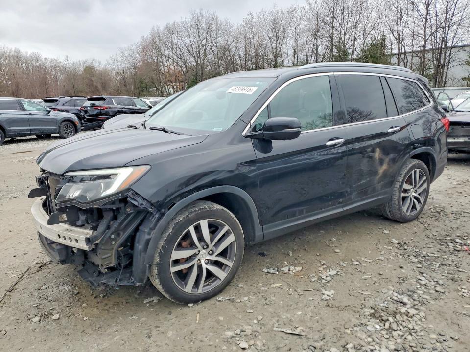 2017 HONDA PILOT — VIN 5FNYF6H91HB006586