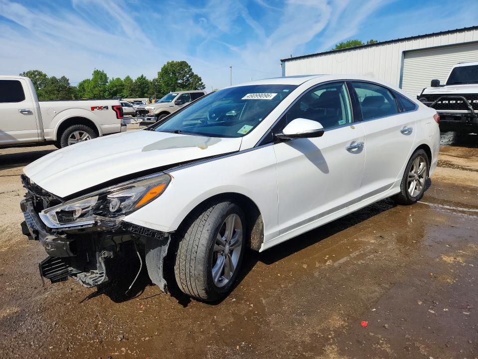 2018 HYUNDAI SONATA — VIN 5NPE34AF6JH647899