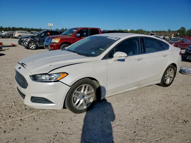 2016 FORD FUSION SE — VIN 3FA6P0H79GR327326