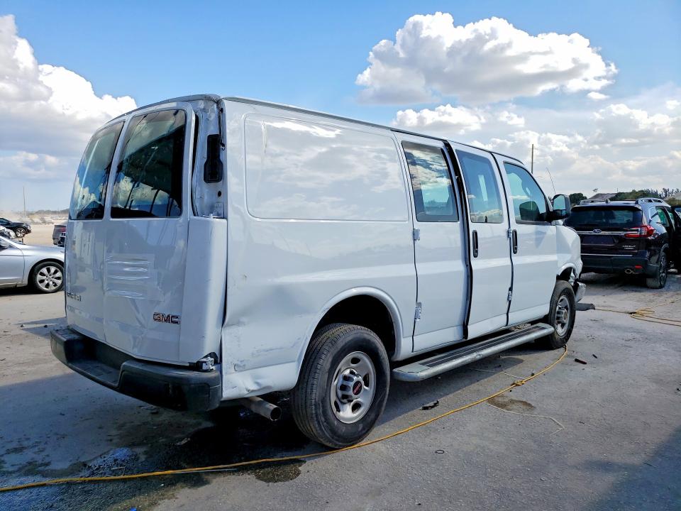 1GTW7AFP8R1282430
