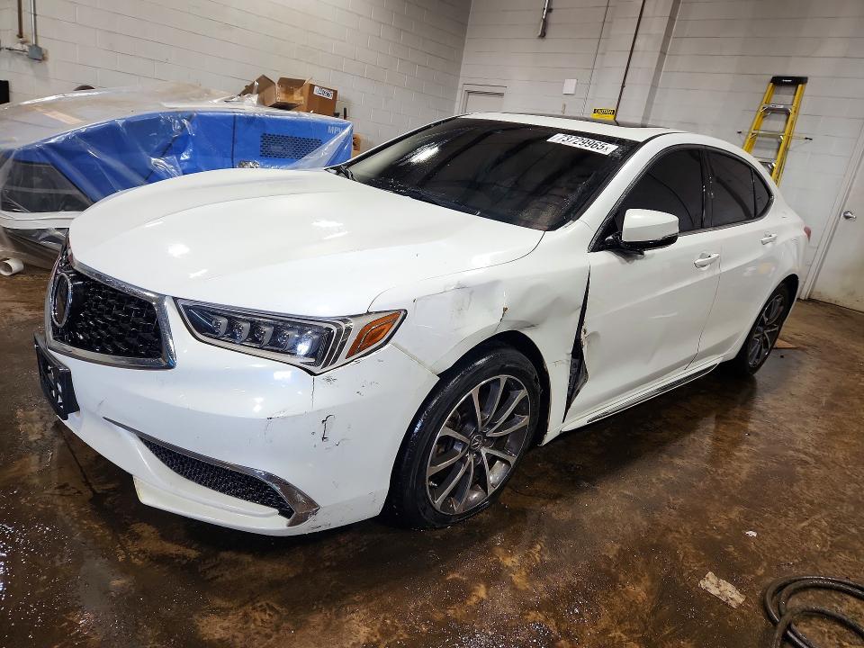 2018 ACURA TLX — VIN 19UUB2F52JA008012
