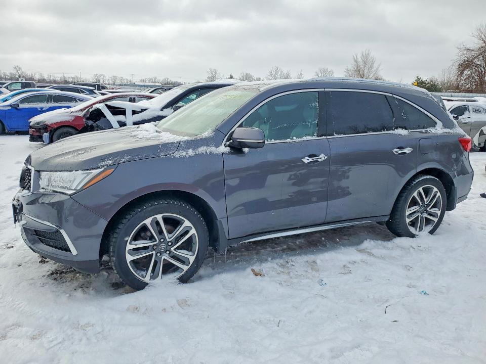2017 ACURA MDX — VIN 5FRYD4H4XHB505819