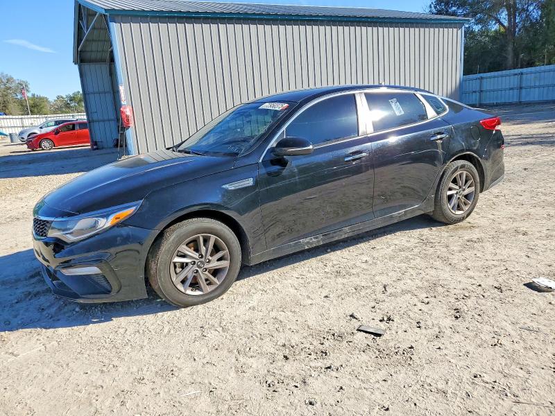 2020 KIA OPTIMA LX — VIN 5XXGT4L32LG452098