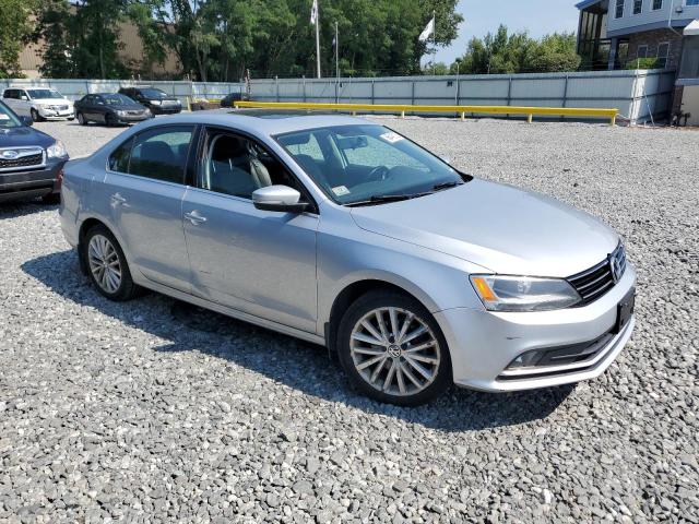 3VWD17AJ2FM306411