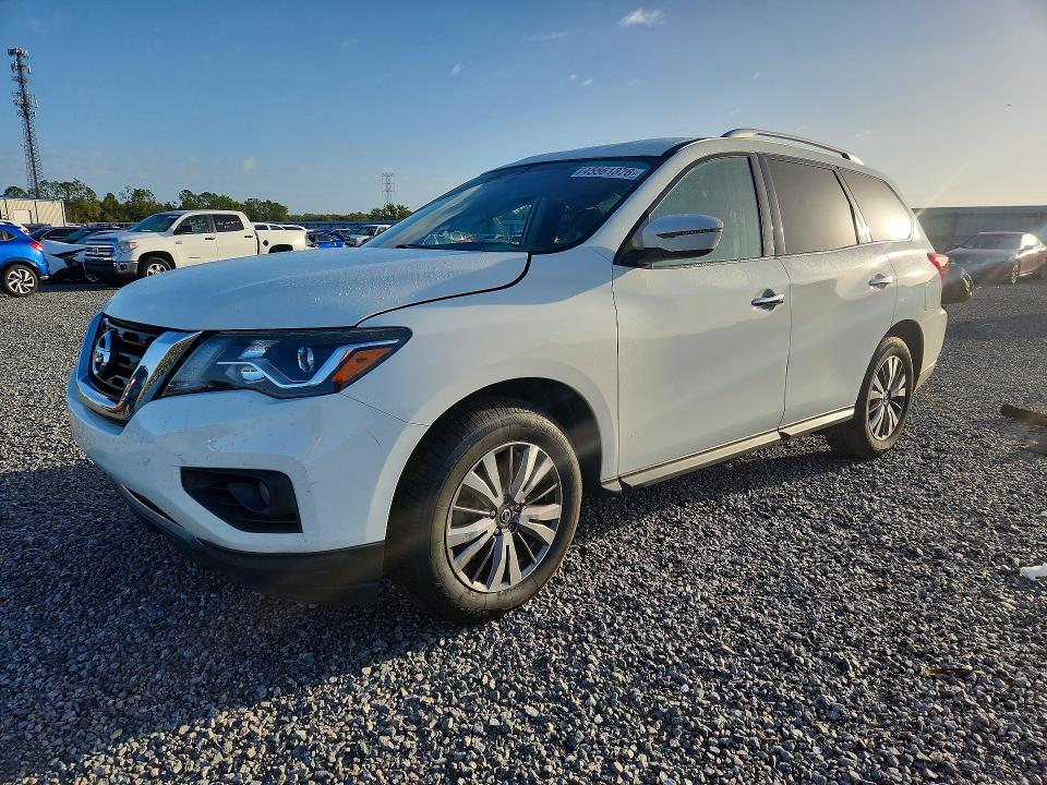 2018 NISSAN PATHFINDER — VIN 5N1DR2MN8JC639439
