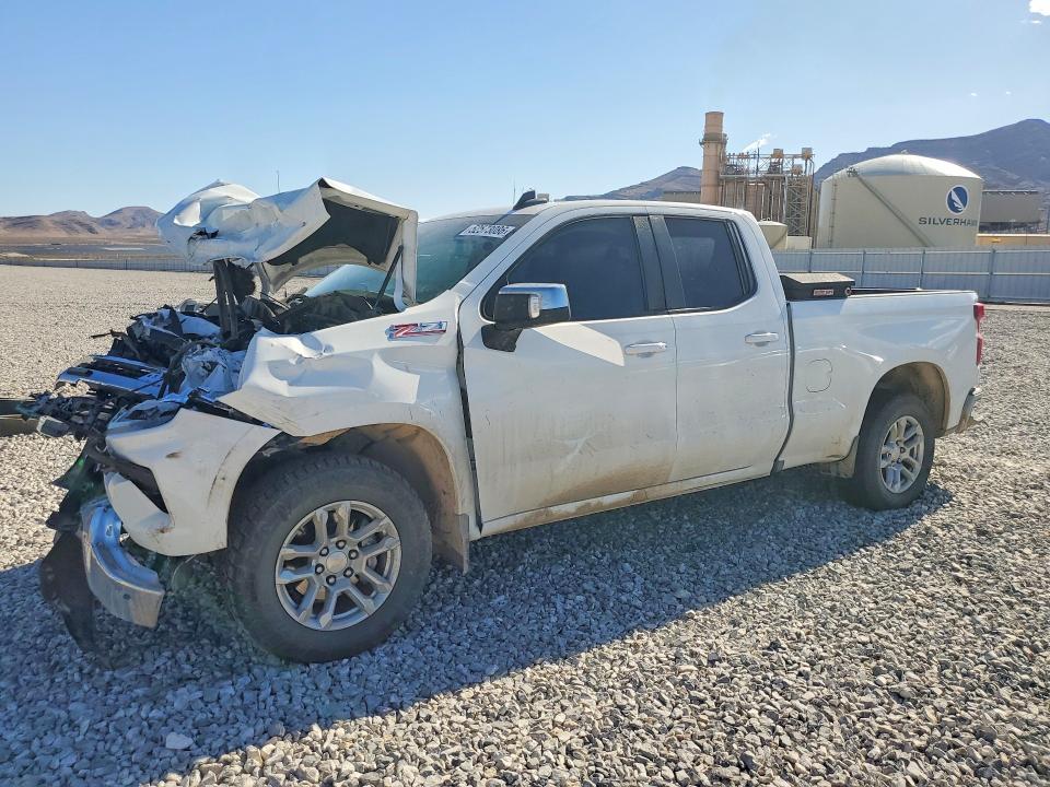 2024 CHEVROLET SILVERADO — VIN 1GCRDDED3RZ351735