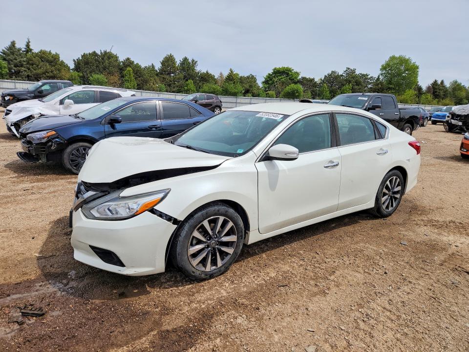 2017 NISSAN ALTIMA — VIN 1N4AL3AP4HC229340