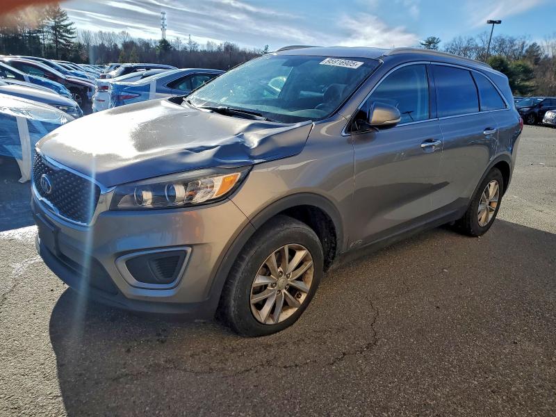 2016 KIA SORENTO LX — VIN 5XYPGDA36GG060413