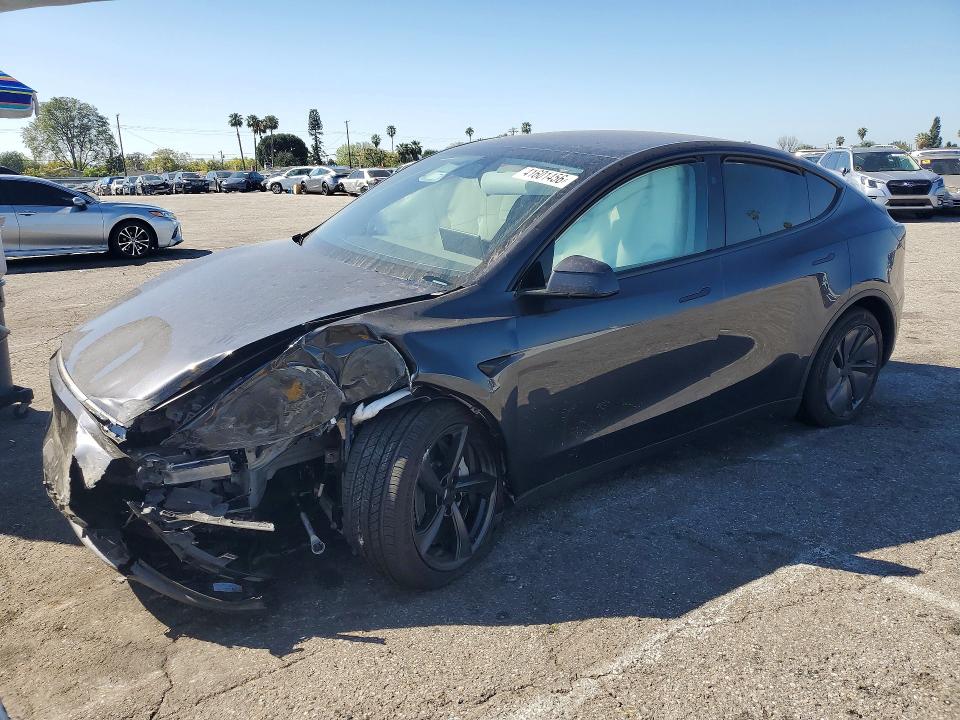 2026 TESLA MODEL Y — VIN 7SAYGDED8TF451929