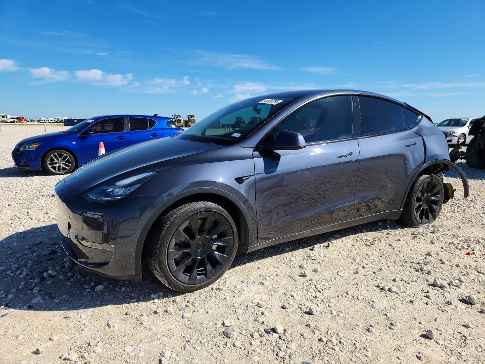 2020 TESLA MODEL Y — VIN 5YJYGDEE8LF022117