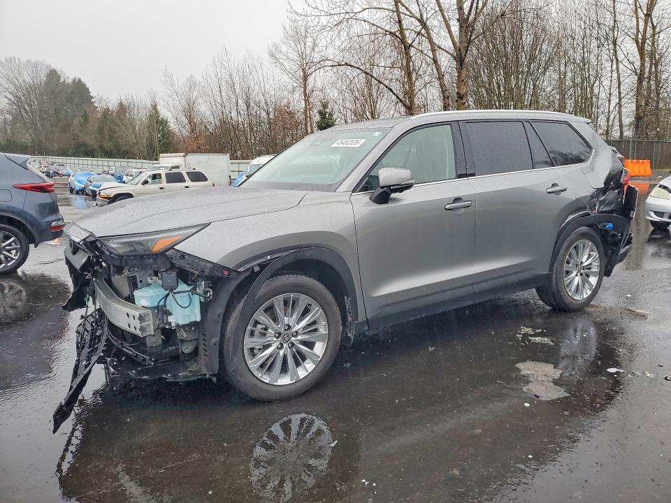 2025 TOYOTA GRAND HIGHLANDER — VIN 5TDAAAB5XSS102082