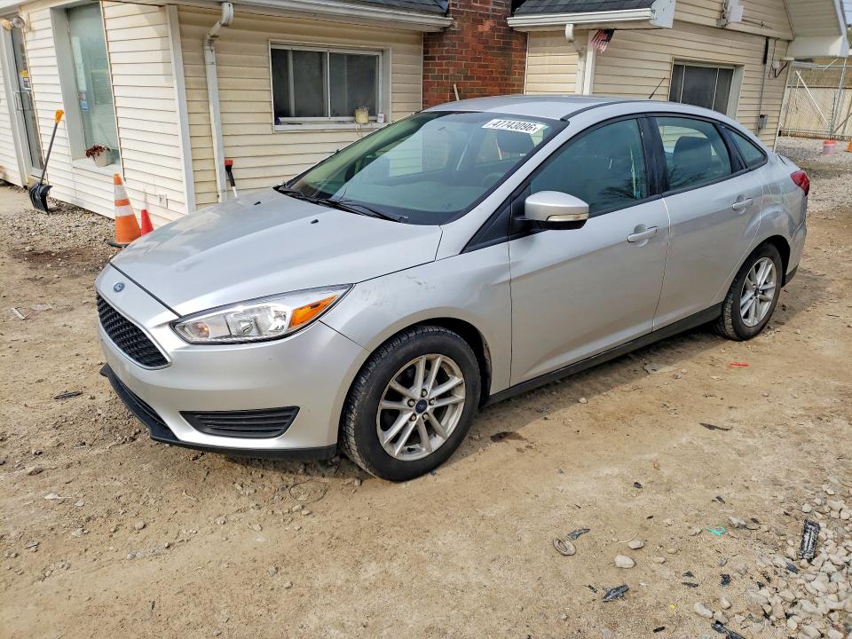 2017 FORD FOCUS — VIN 1FADP3F23HL266555