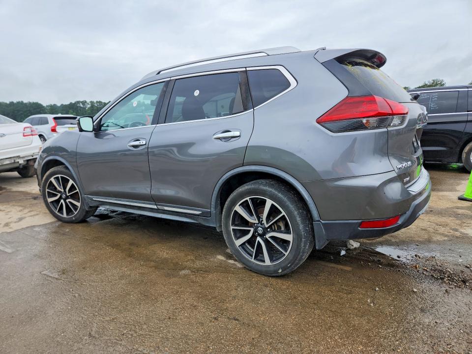 JN8AT2MV2JW324017