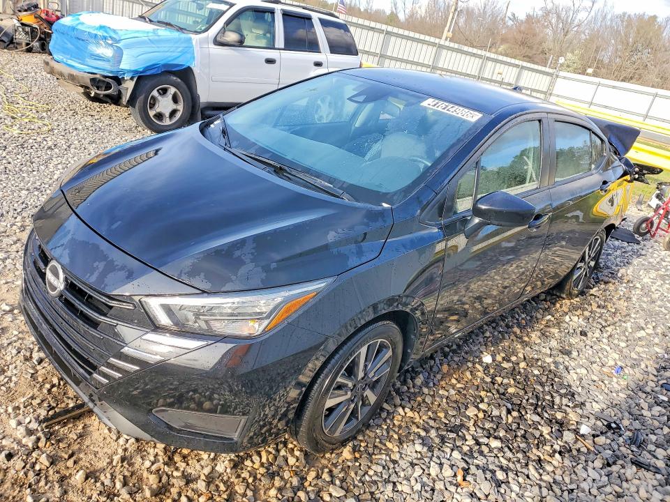 2025 NISSAN VERSA — VIN 3N1CN8EV2SL814547