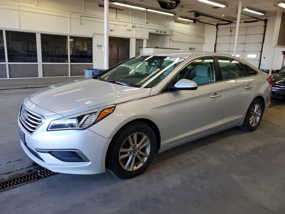 2016 HYUNDAI SONATA — VIN 5NPE24AF4GH302818