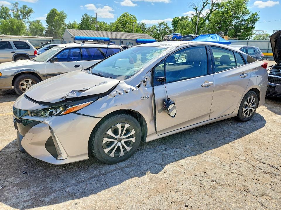2018 TOYOTA PRIUS PRIME — VIN JTDKARFP4J3075248