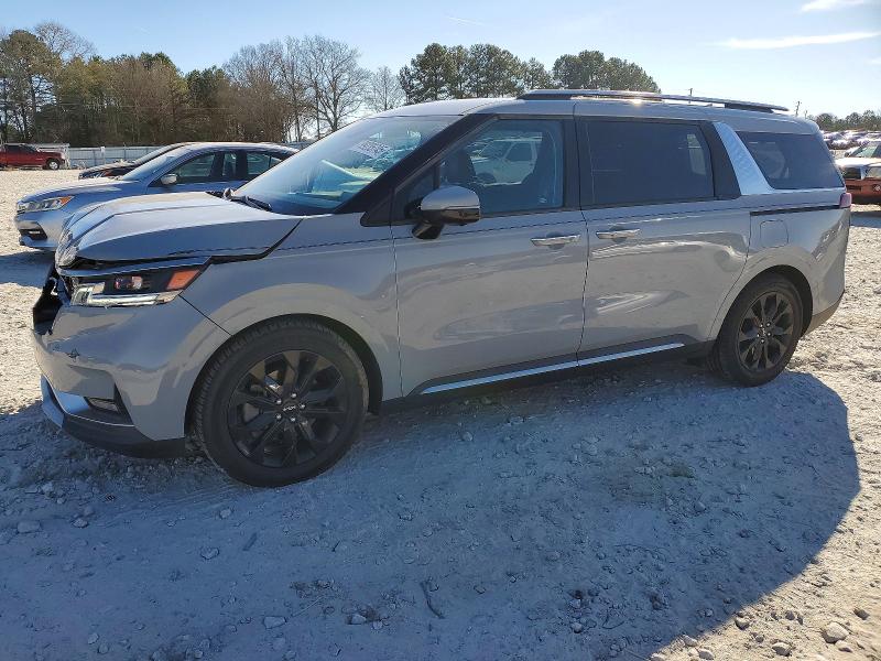 2023 KIA CARNIVAL S — VIN KNDNE5H36P6202108