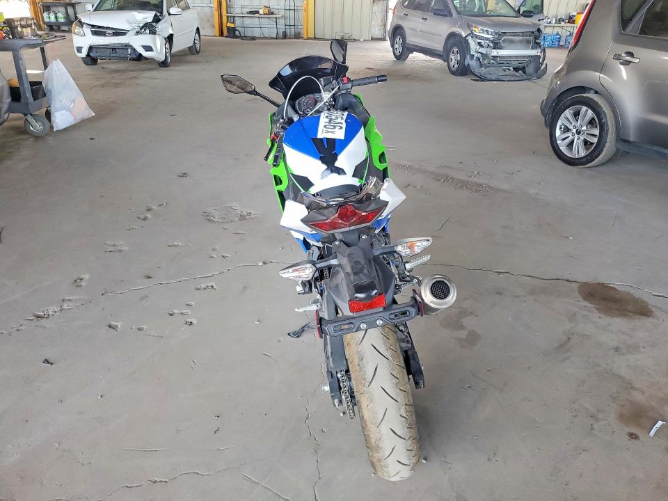 JKAEXKG15MDAB0204