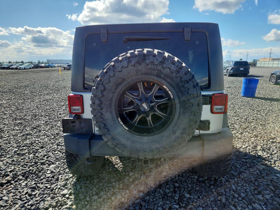 1C4BJWDG5JL829372