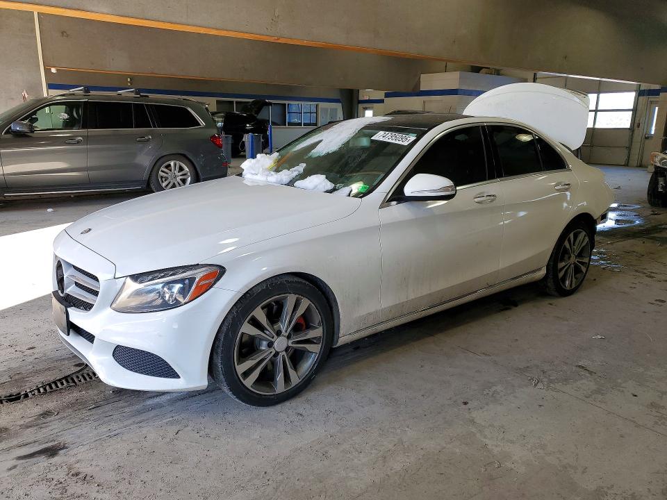 2015 MERCEDES-BENZ C 300 — VIN 55SWF4JB5FU050000