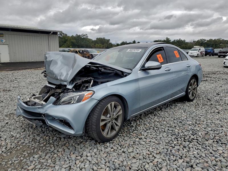 2018 MERCEDES-BENZ C 300 — VIN WDDWF4JB4JR398140