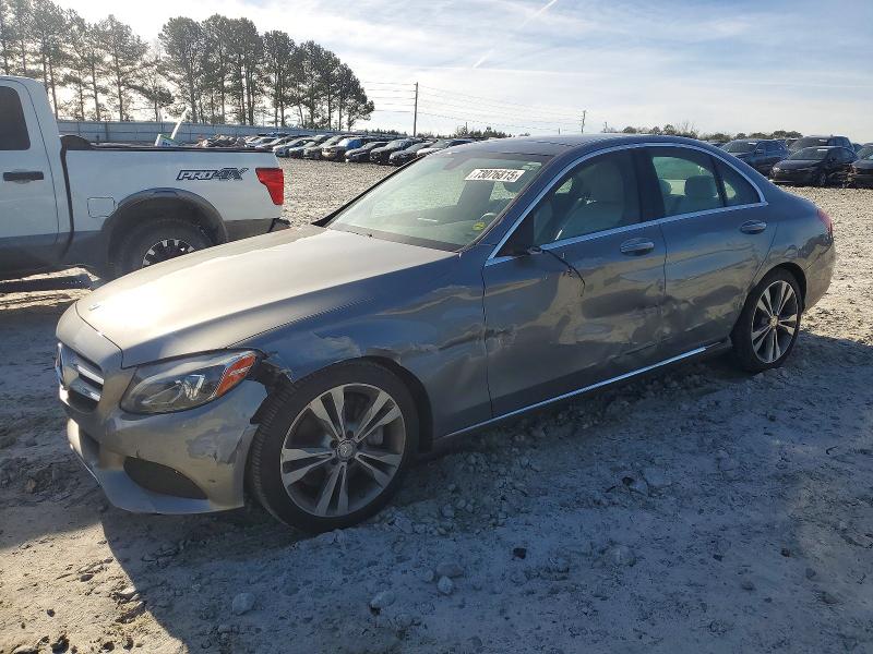 2015 MERCEDES-BENZ C 300 — VIN 55SWF4JB5FU084826