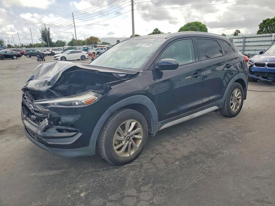 2018 HYUNDAI TUCSON — VIN KM8J33A41JU822486