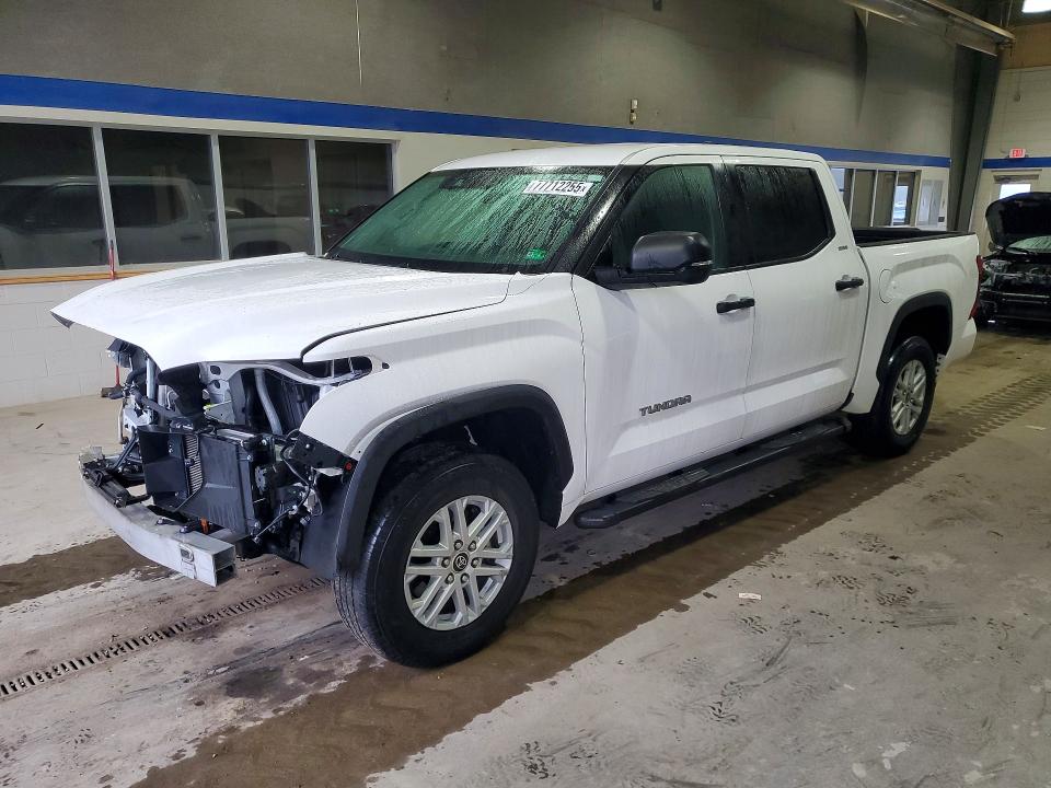 2024 TOYOTA TUNDRA — VIN 5TFLA5DB1RX138671