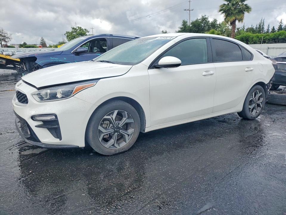 2021 KIA FORTE — VIN 3KPF24AD9ME305121