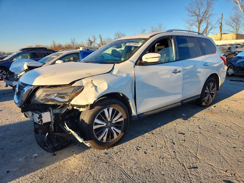 2017 NISSAN PATHFINDER — VIN 5N1DR2MM8HC618527