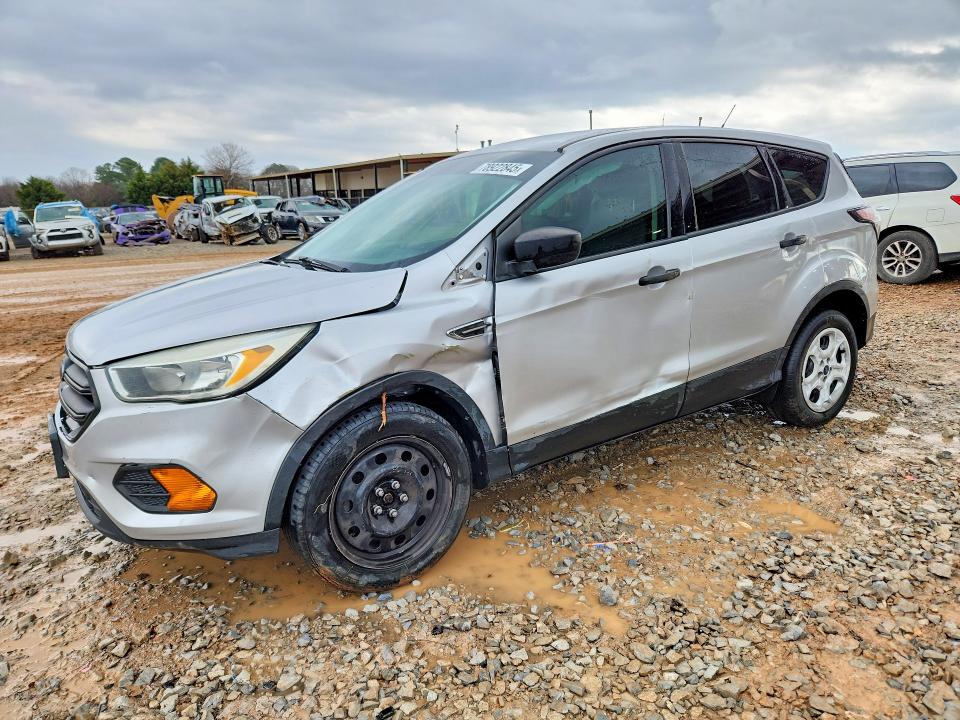 2017 FORD ESCAPE — VIN 1FMCU0F72HUC00805