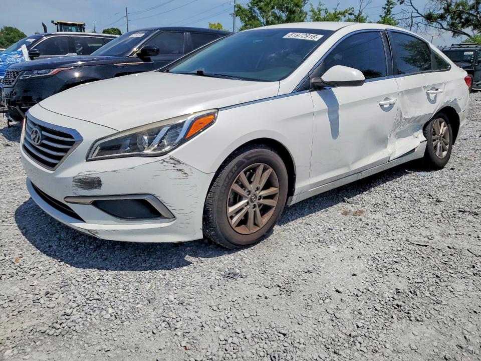 2017 HYUNDAI SONATA — VIN 5NPE24AFXHH504127