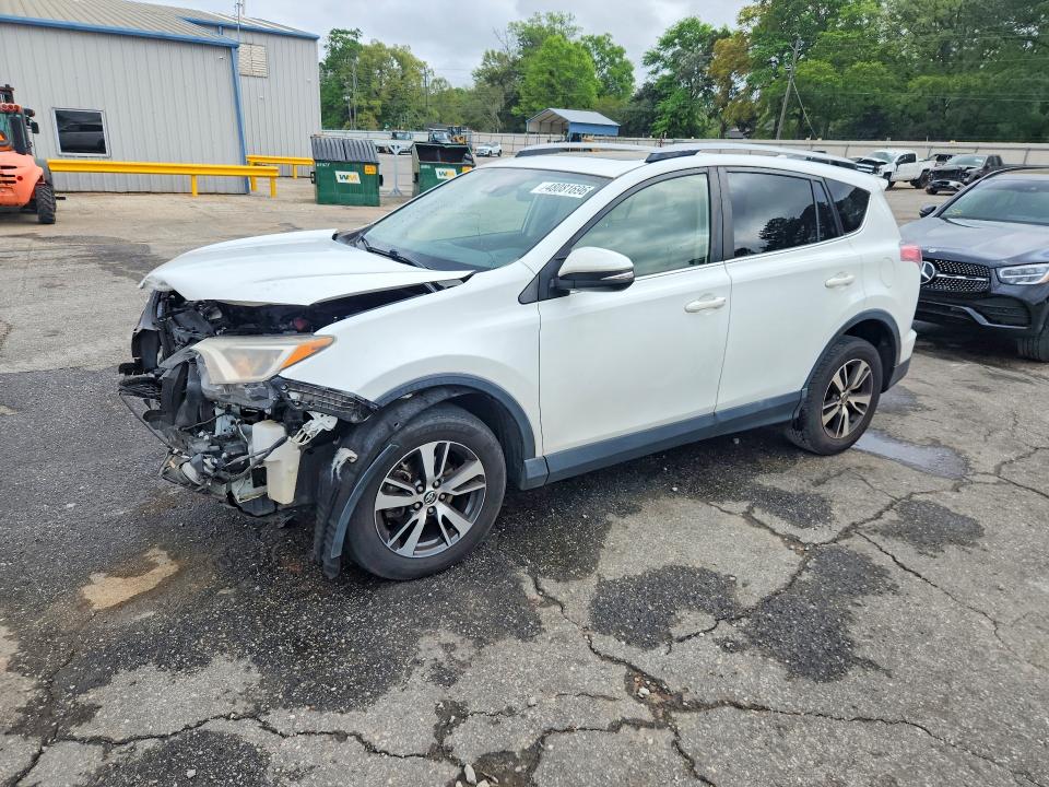 2017 TOYOTA RAV4 — VIN JTMWFREV1HD102784
