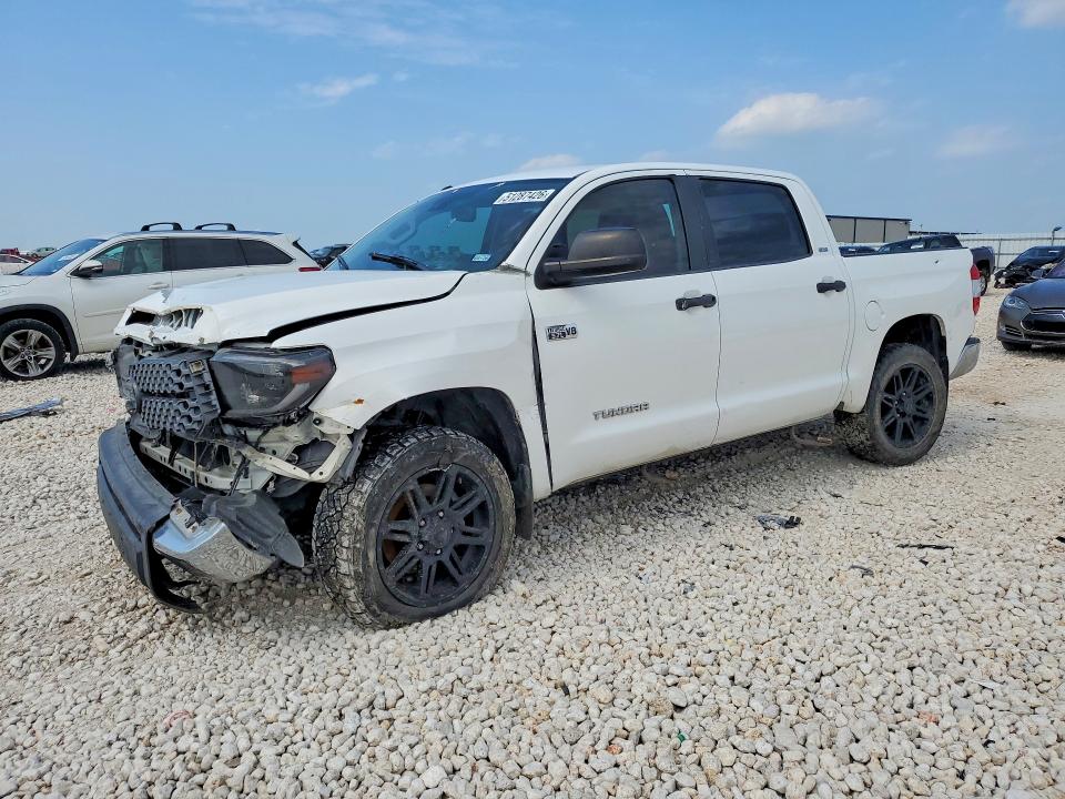 5TFDW5F18JX769724
