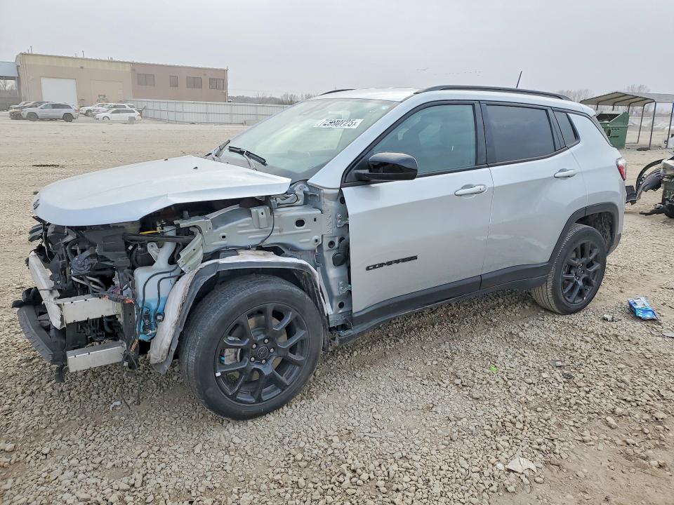2025 JEEP COMPASS — VIN 3C4NJDBN2ST503327