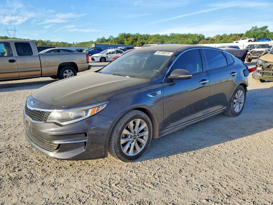 2017 KIA OPTIMA — VIN 5XXGT4L30HG156763